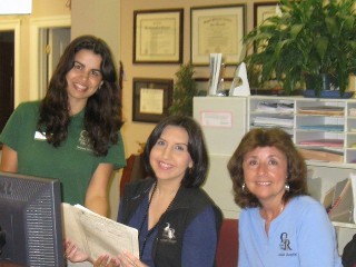 picture of reception staff